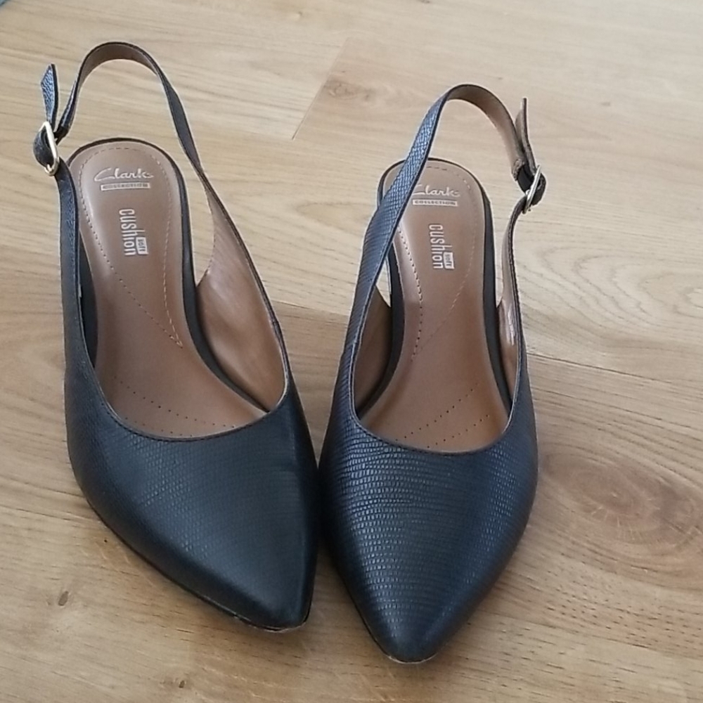 Clark's pumps